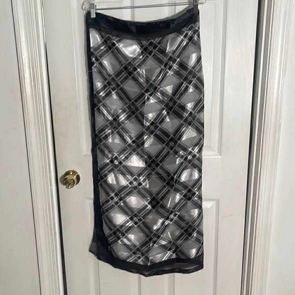 Gorgeous Ladies Polyester Scarf  - Picture 1 of 1